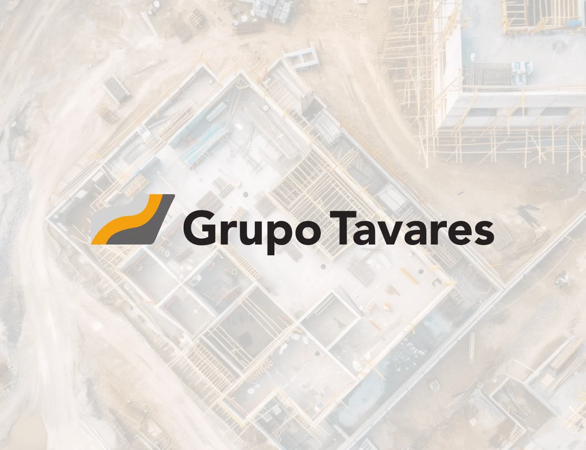 Logótipo Grupo Tavares sobre fotografia